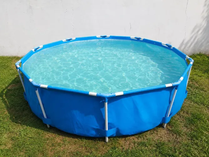 Piscina 5mil litros Mor