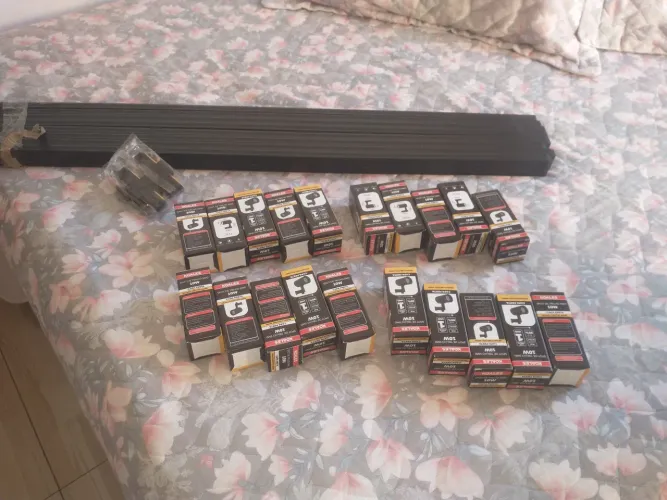 4 kit Trilho eletrificado 2m com 5 spot 10w