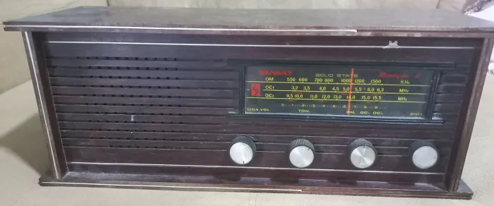 Rádio antigo wansat mandarim 2 caixa de madeira antigo antiguidade som radiola vitrola 