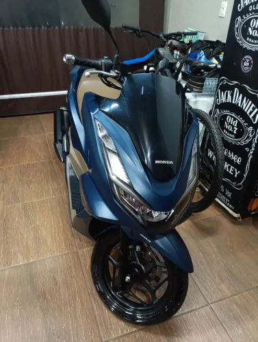 MOTO PCX DLX 160