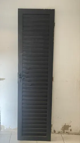 Porta de alumínio