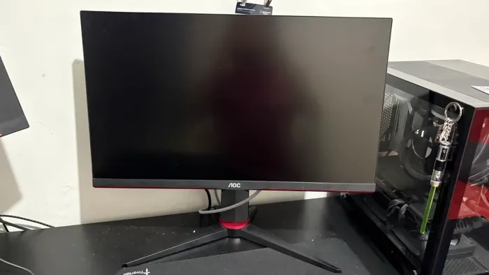 Monitor gamer AOC Hero 24 165hz 1ms Ajuste altura. Monitor em perfeito estado.