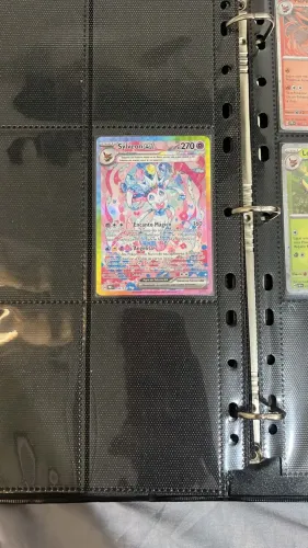Carta Pokémon Sylveon Ex 156/131 Evoluções Prismática