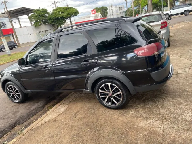 Fiat Palio Weekend Trekking 1.6 Flex 16V 5P 2015