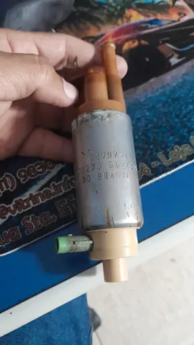 BOMBA DE GASOLINA ELÉTRICA WALBRO 4500270 (REFIL) SERVE PARA VÁRIAS MONTADORAS - USADA