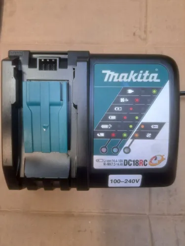 Carregador de bateria 18v MAKITA