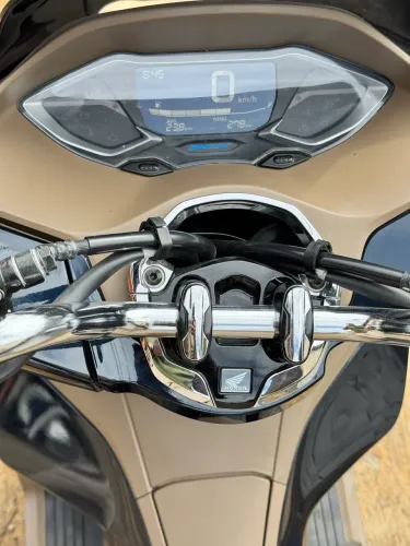 Moto pcx 160 muito nova