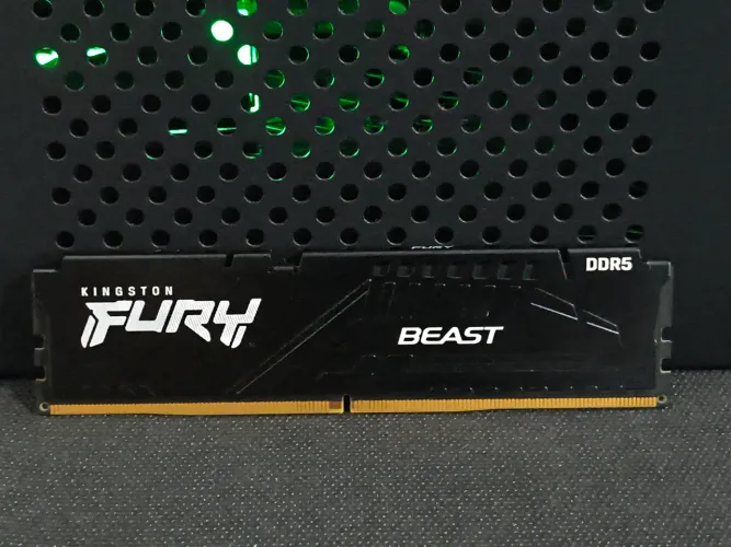 Memória Kingston 16gb DDR5 5600MHz cl36