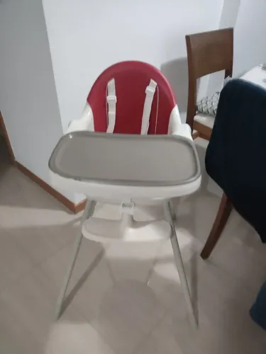 Cadeira de alimentação Safety 1St Jelly. Usada
