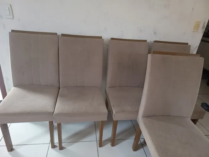 Cadeiras para mesa