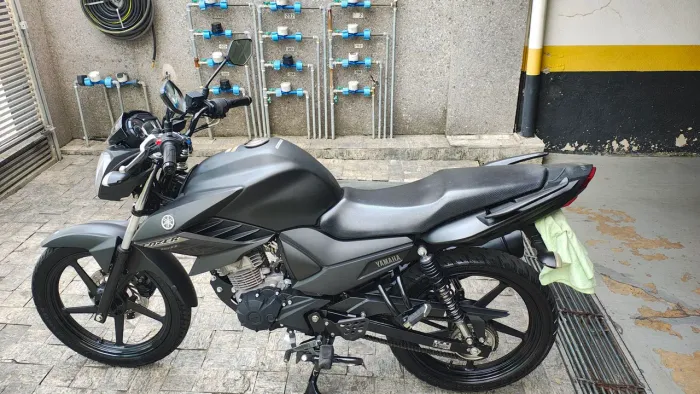 Vende-se ou troca fazer 150 ano 2025
