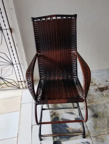 Cadeira de balanço adulto