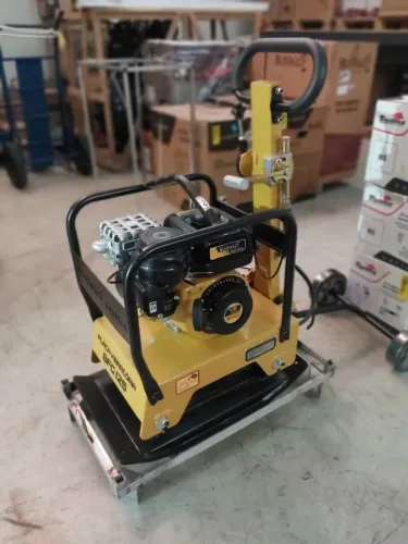 Placa vibratória a gasolina de 130kg 7.5hp BFG125 Buffalo Rental (Loja)