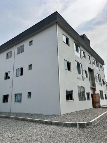 Apartamento Novo 2 Quartos no Centro de Araquari - R$ 1.300 com taxas inclusas