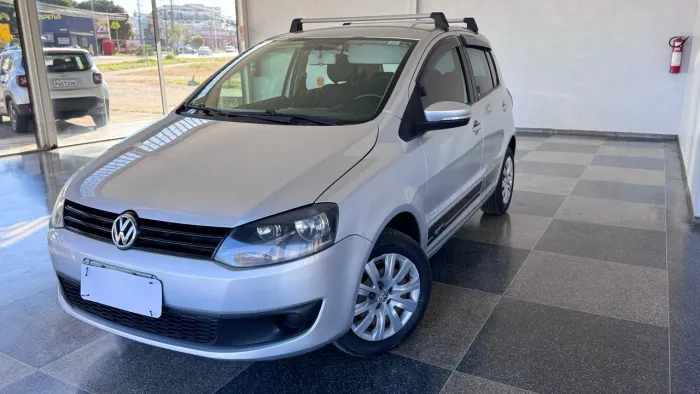 Volkswagen Fox 1.6 MI Total Flex 8V 5P 2013