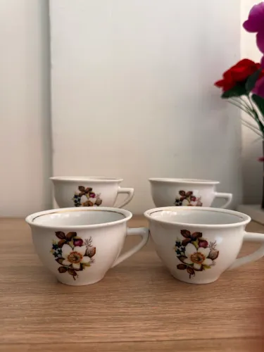 xícaras de porcelana pozzani jundiaí