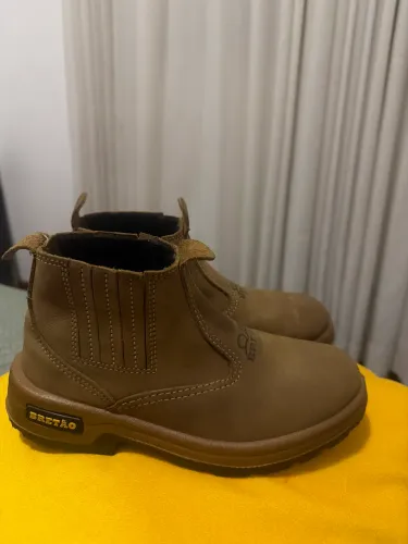 Bota Bretão Boots