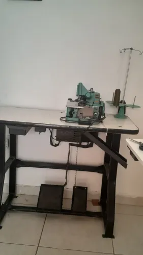 Máquina overlok chinesinha