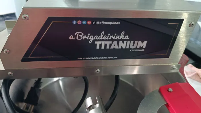 Panela brigadeirinha
