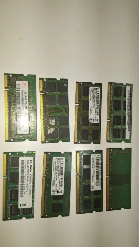Lotes de memórias rans ddr3 e uma ddr4 4 gb( posso testar todas )