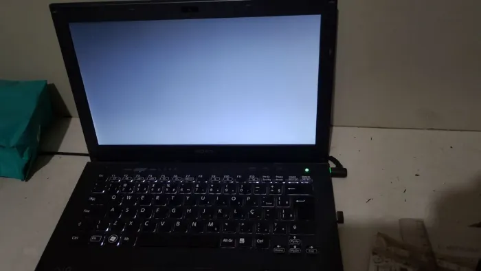 Notebook Sony vaio i5 teclado luminoso.