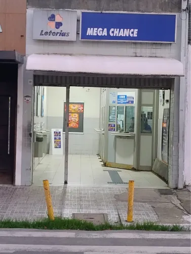 Vende-se casa lotérica 
