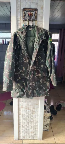 Jaquetão camuflado 