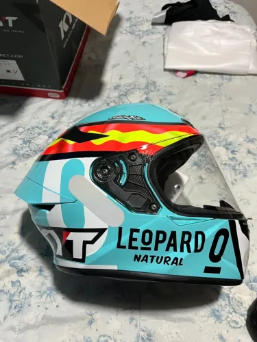 Capacete KYT TT COURSE