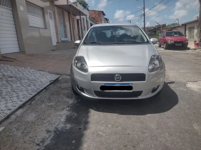 Fiat Punto Essence 1.6 Flex 16V 5P 2012