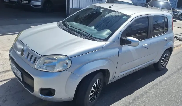 Fiat Uno Vivace/rua 1.0 EVO Fire Flex 8V 5P 2014