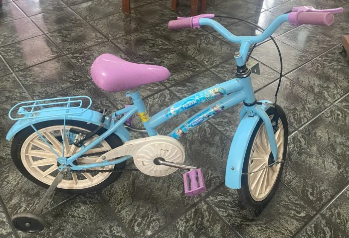 Vendo ou troco bicicleta infantil