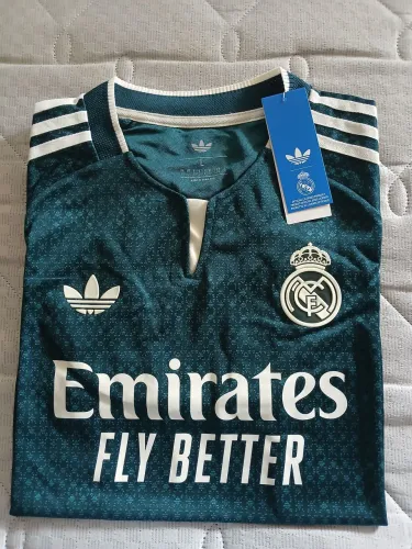 Camisa Real Madrid Away 2026/27 - Modelo Jogador