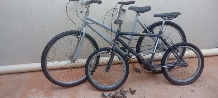 Vendo as duas por r$ 500 ou troca em uma bicicleta feminina