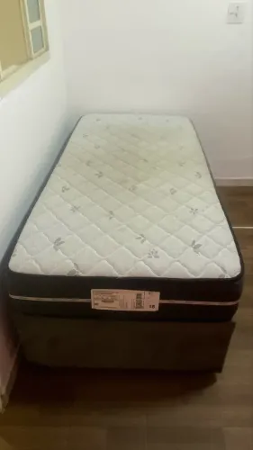 Cama Box Baú Solteiro + Colchão Espuma D33 | Menos de 1 ano de uso