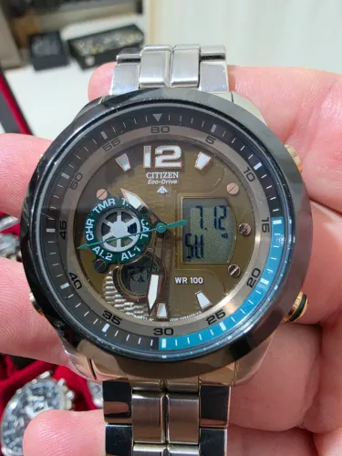 Citizen u200