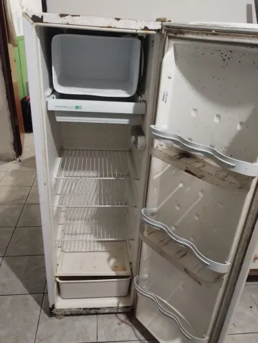 Geladeira pra vender 