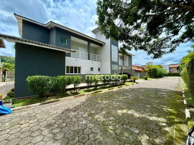Casa com 2 quartos à venda, 400 m² por R$ 2.600.000 - Bairro Itapema - Guararema/SP