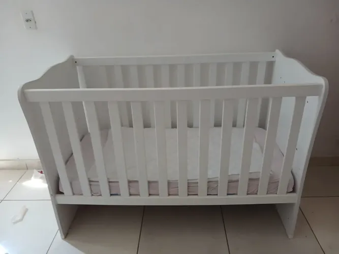 Berço infantil/colchão