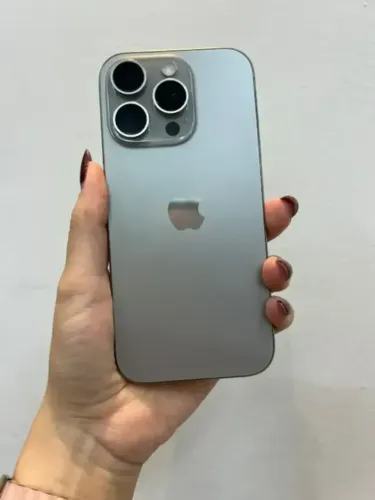 iPhone 16 Pro 128gb Natural Seminovo 95% - Retire em loja física na Savassi