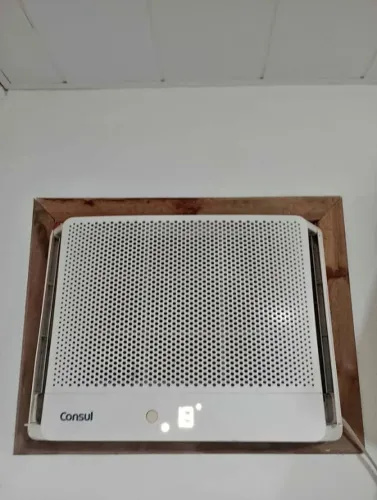 ar condicionado de janela 10 mil btus \\ 4 meses de uso \\ ac nota \\ realizo a entrega