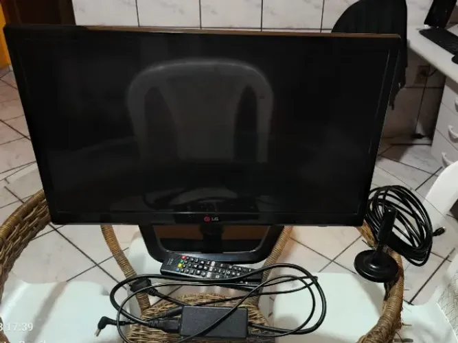TV LG 24"
