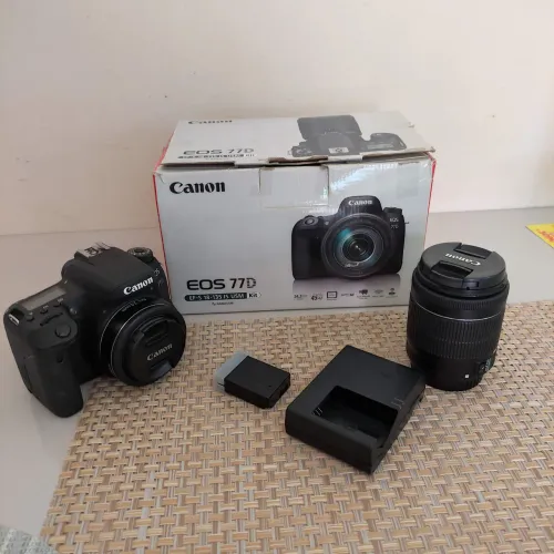 Canon modelo 77D