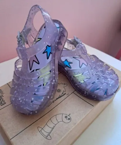 mini melissa tamanho 20/21