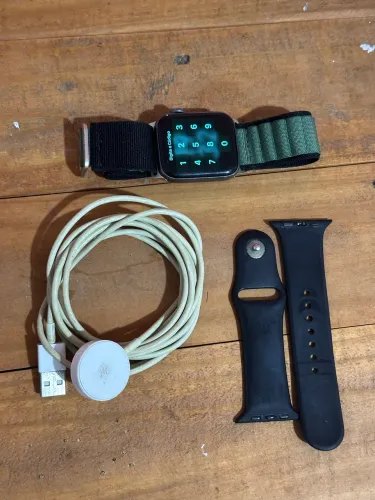 Apple Watch Series 5 Nike