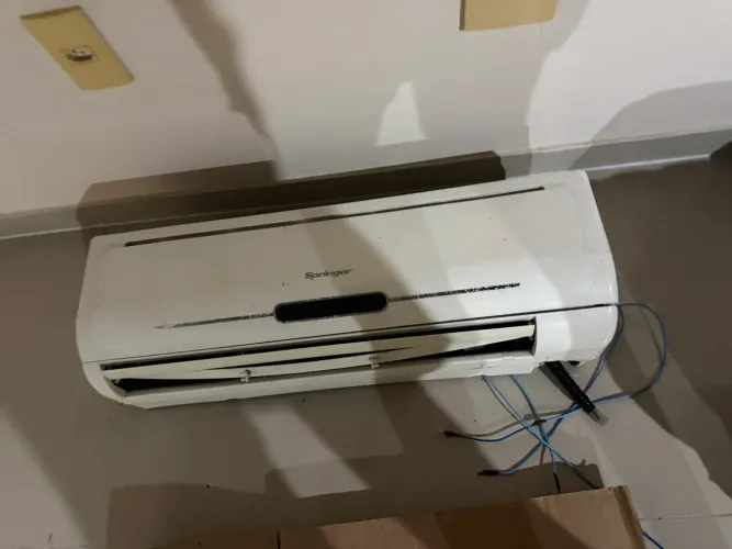 Ar Condicionado Springer Split 12.000 BTUs Funcionando 100%
