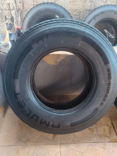 Pneus e rodas