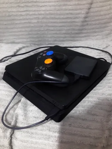 PS4 Slim