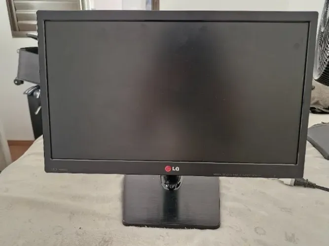 Monitor LG 19.5" Widescreen LED