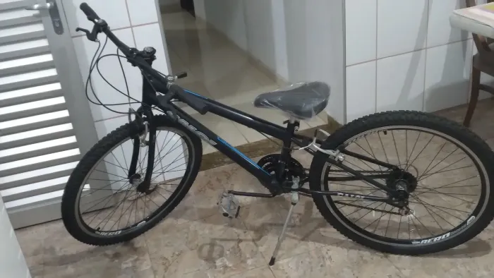 Vendo bicicleta aro 26.aros aero.de 900.00 por 630.00