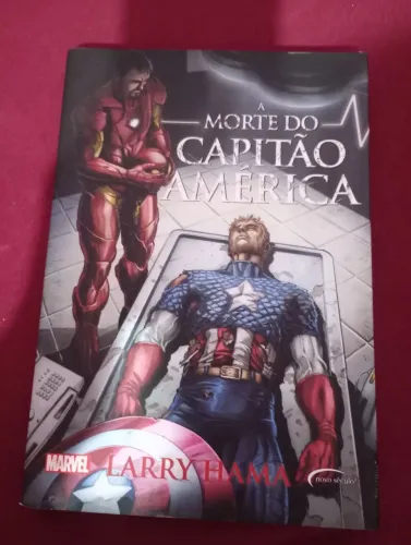 A MORTE DO CAPITÃO AMÉRICA (Marvel) Livro em bom estado